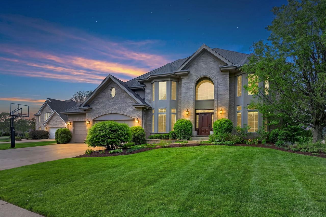 1376 Chapman Dr., Darien, IL 60561