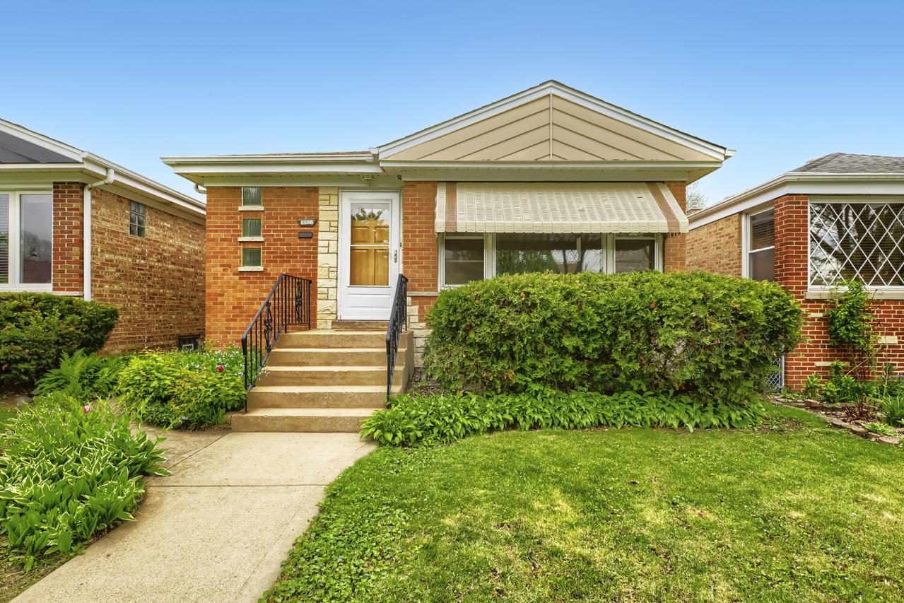 3311 N Plainfield Ave., Chicago, IL 60634