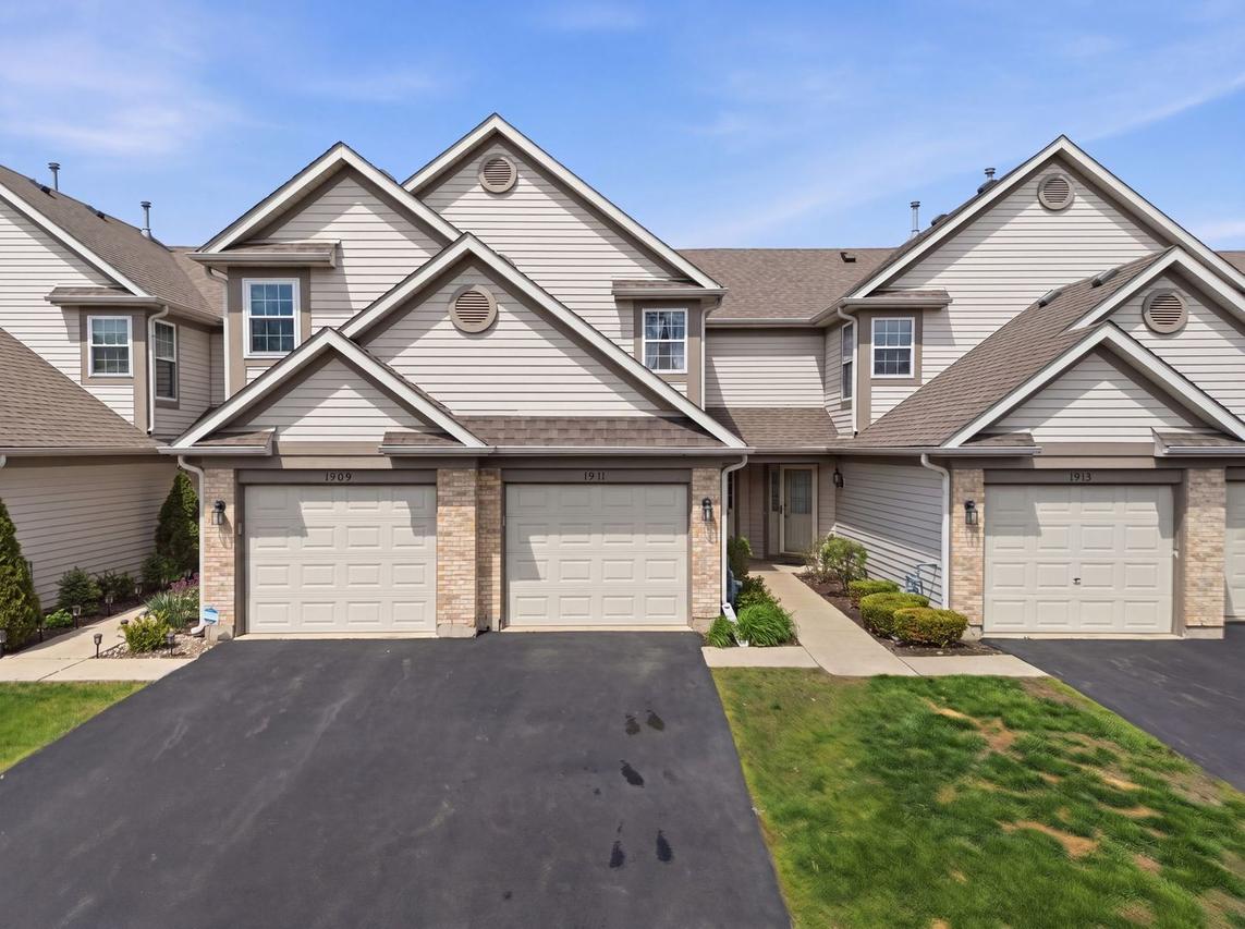 1911 Grove Ave., Schaumburg, IL 60193
