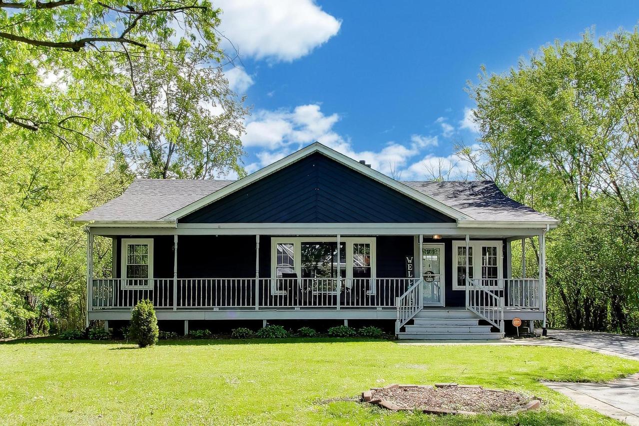 2911 Birch Rd., Homewood, IL 60430