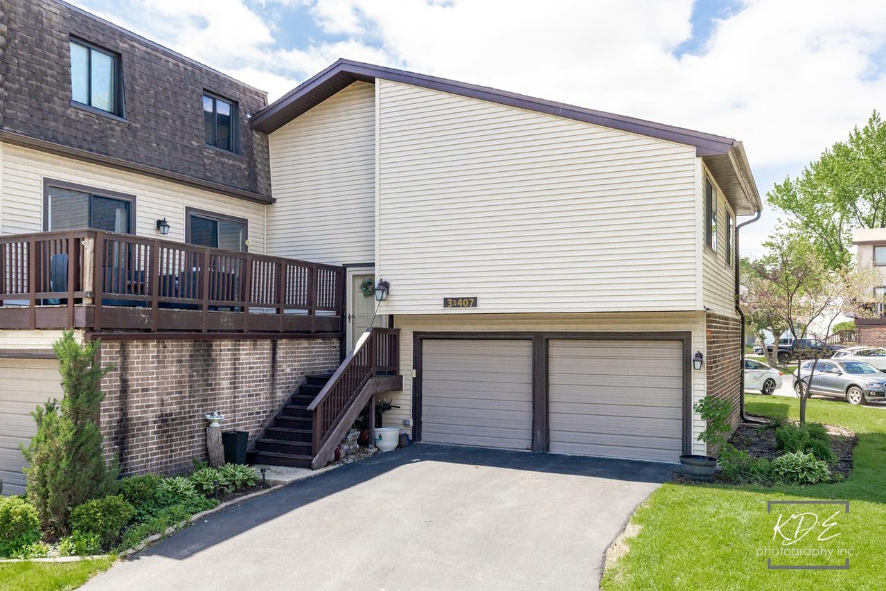 3S407 Chestnut Ct., Warrenville, IL 60555