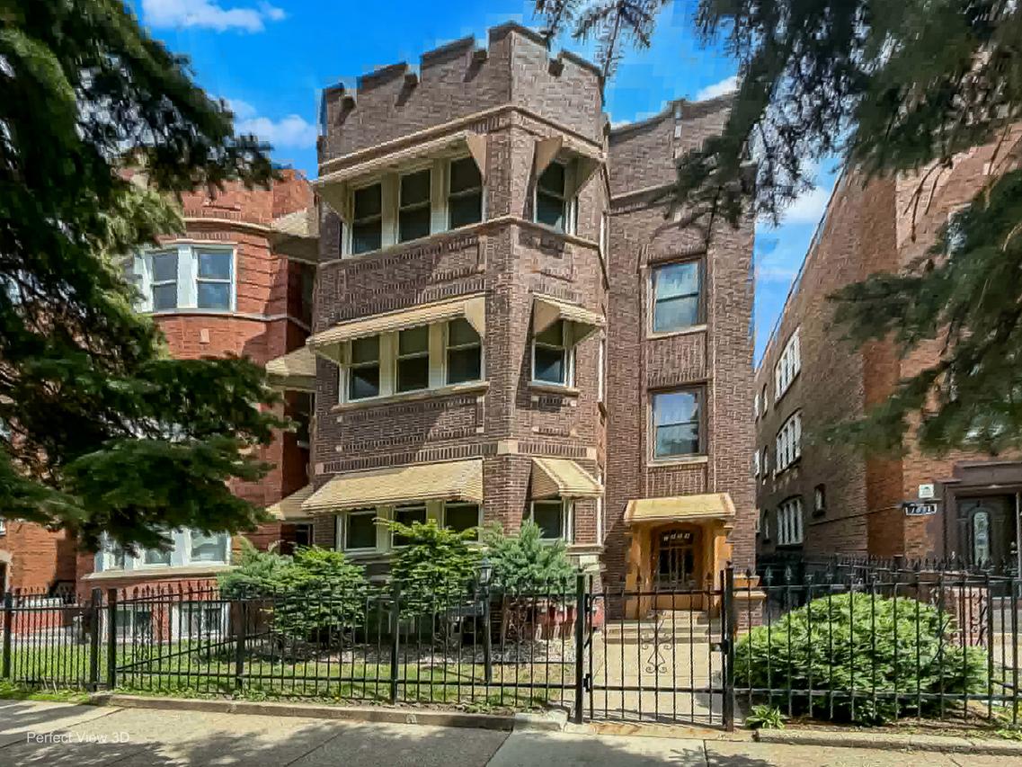 7829 S Cornell Ave., Chicago, IL 60649