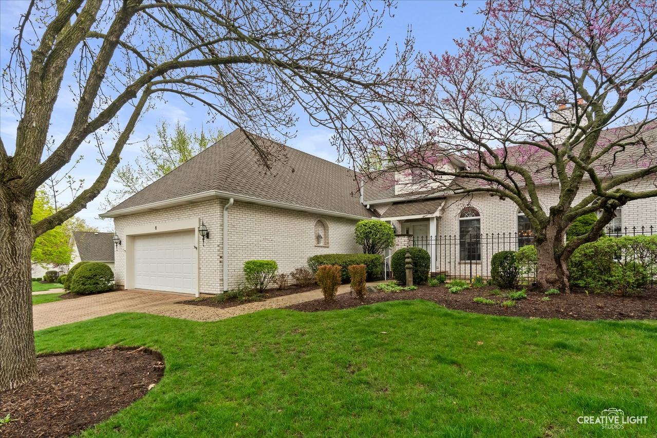 6 Glengarry Ln., Sugar Grove, IL 60554