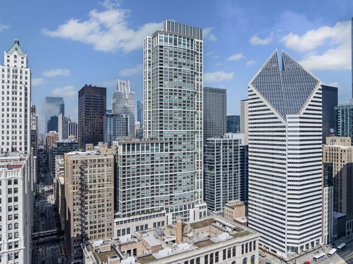130 N Garland Ct. #4101, Chicago, IL 60602