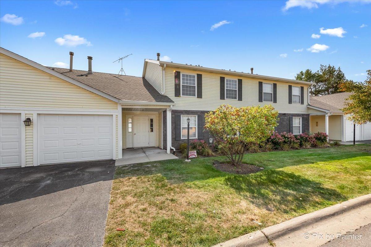 327 Newport Ln. #B2, Bartlett, IL 60103