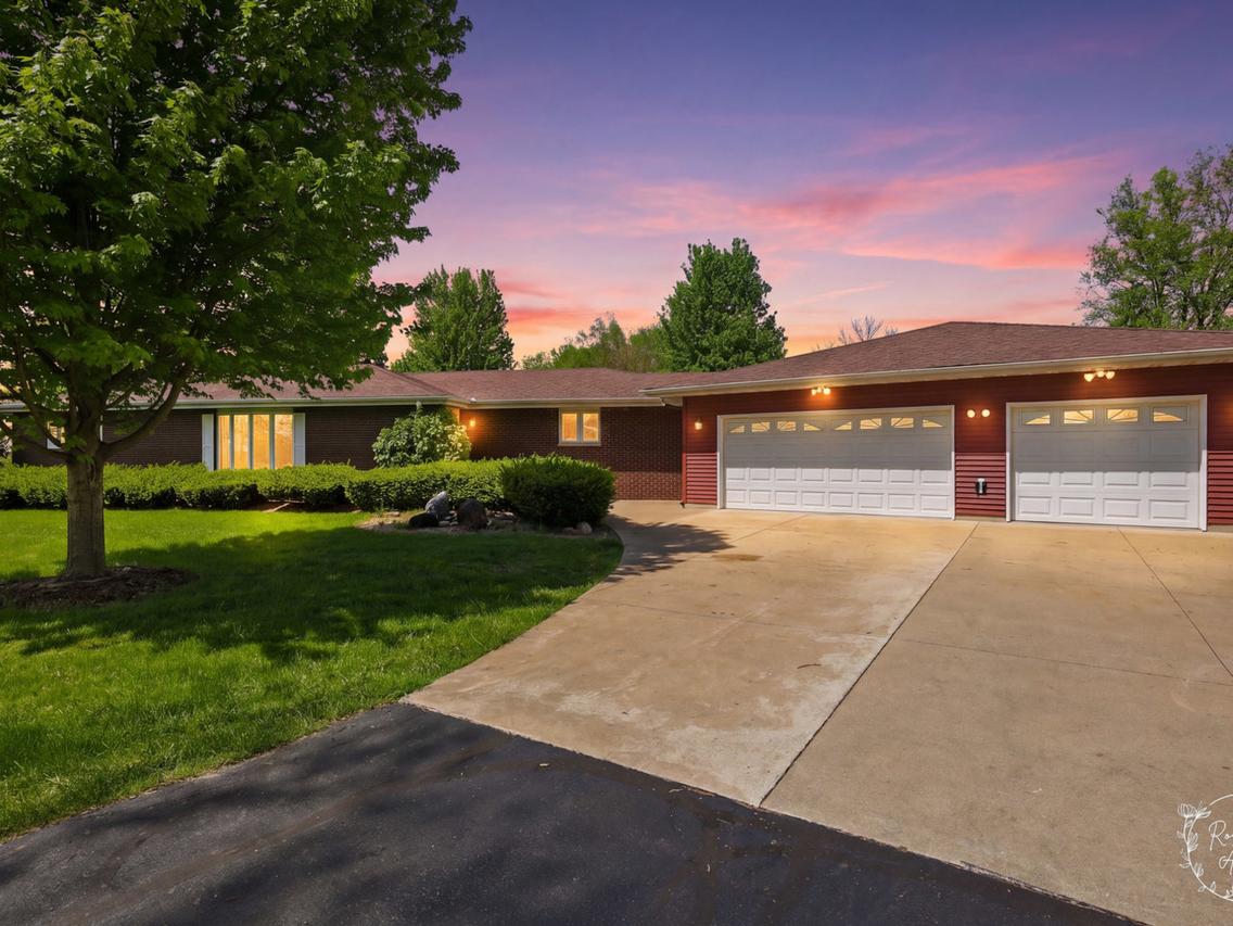 3143 W 1500n Rd., Kankakee, IL 60901