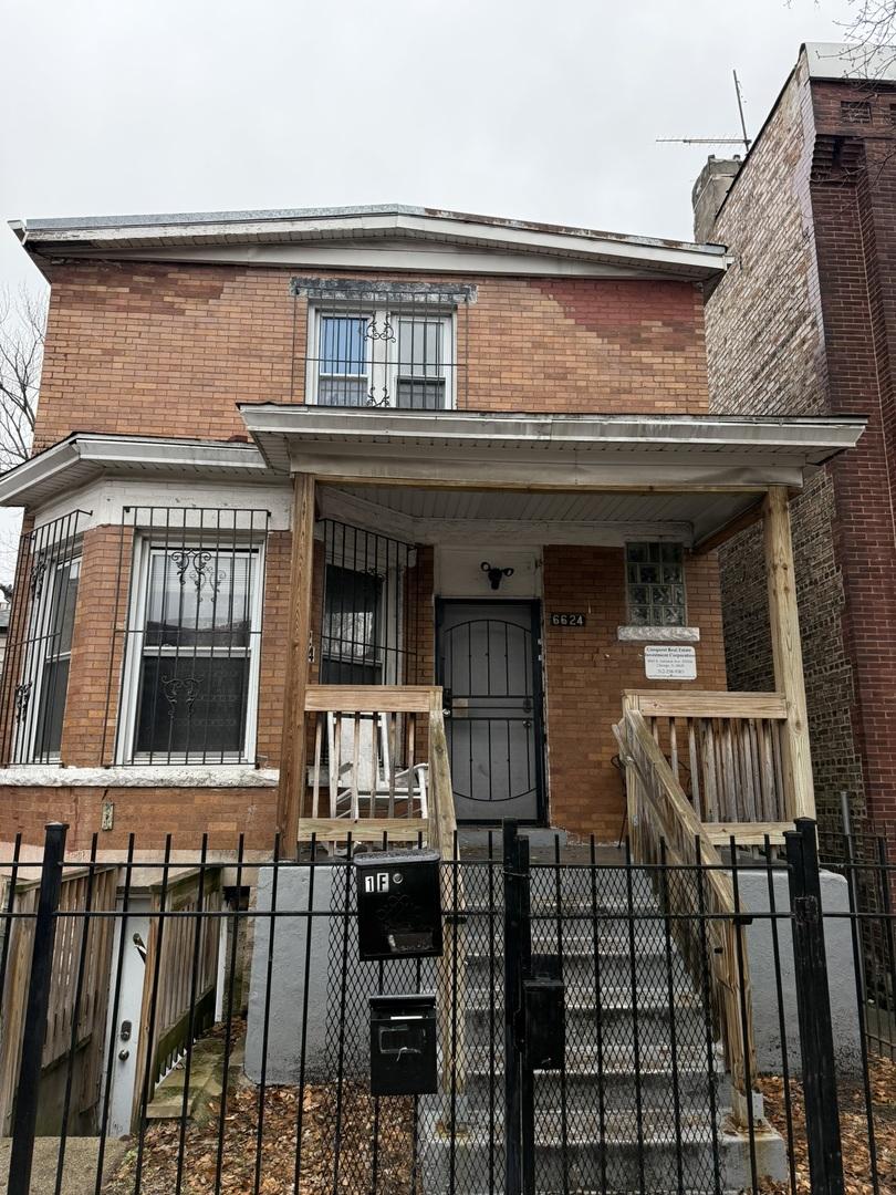 6624 S Marquette Rd., Chicago, IL 60637