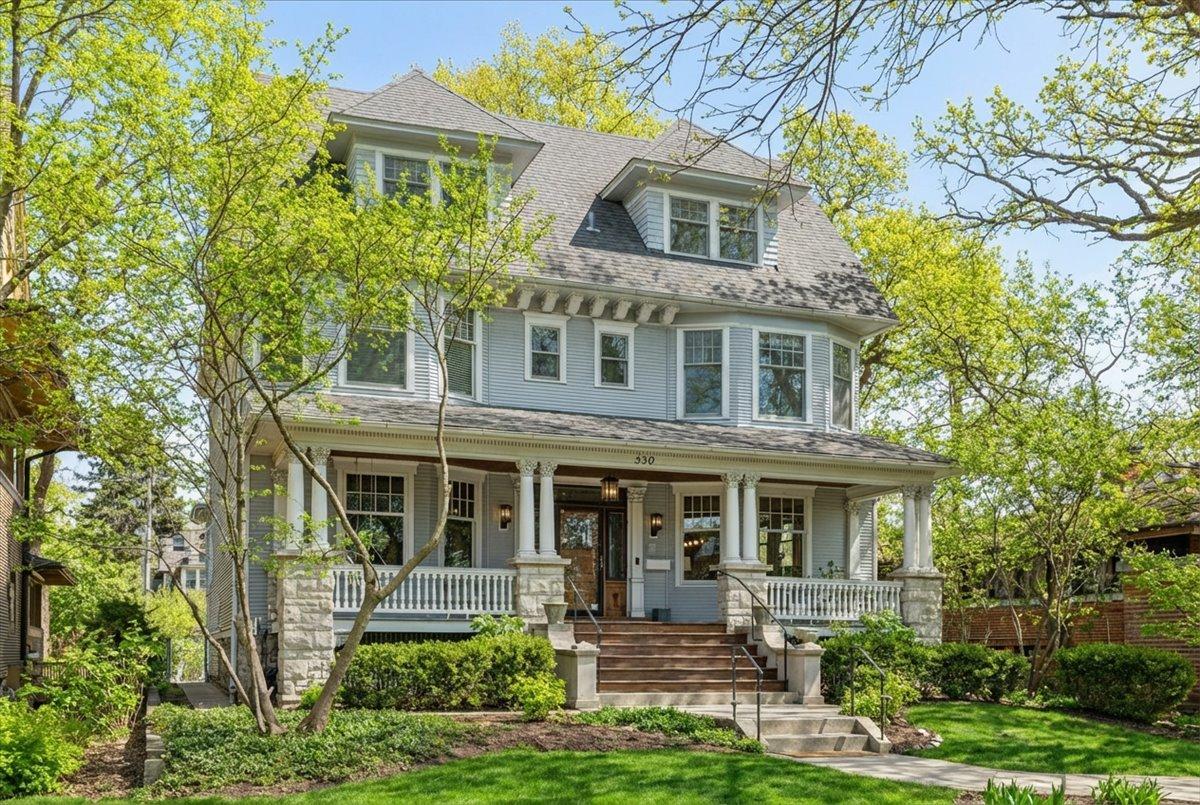 530 N East Ave., Oak Park, IL 60302