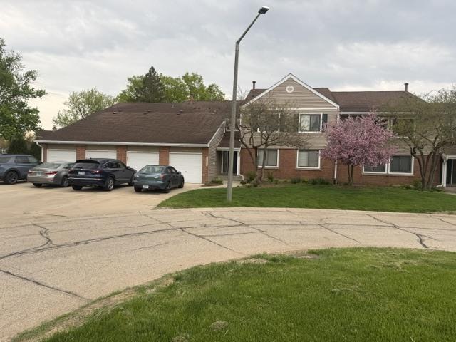 107 Autumn Ct. #4, Buffalo Grove, IL 60089
