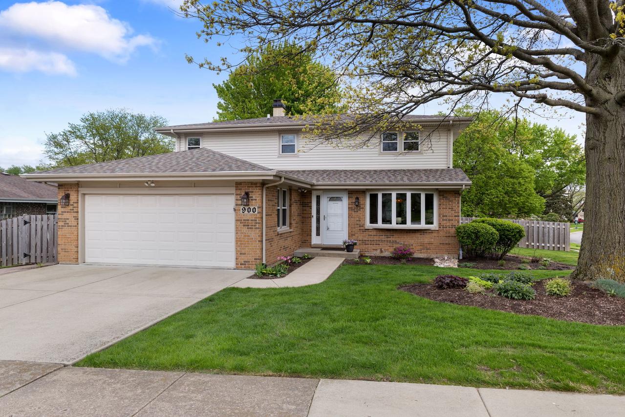 900 Dearborn Cir., Carol Stream, IL 60188