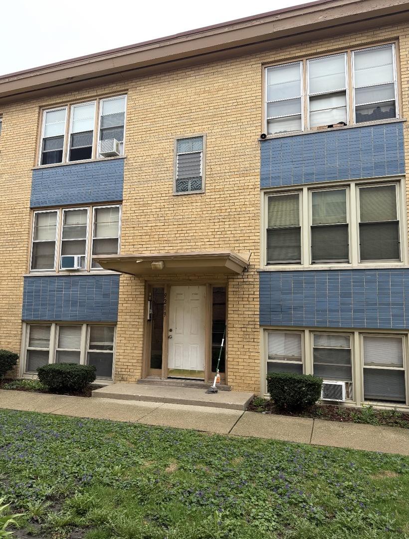 9219 S Cottage Grove Ave. #GE, Chicago, IL 60619