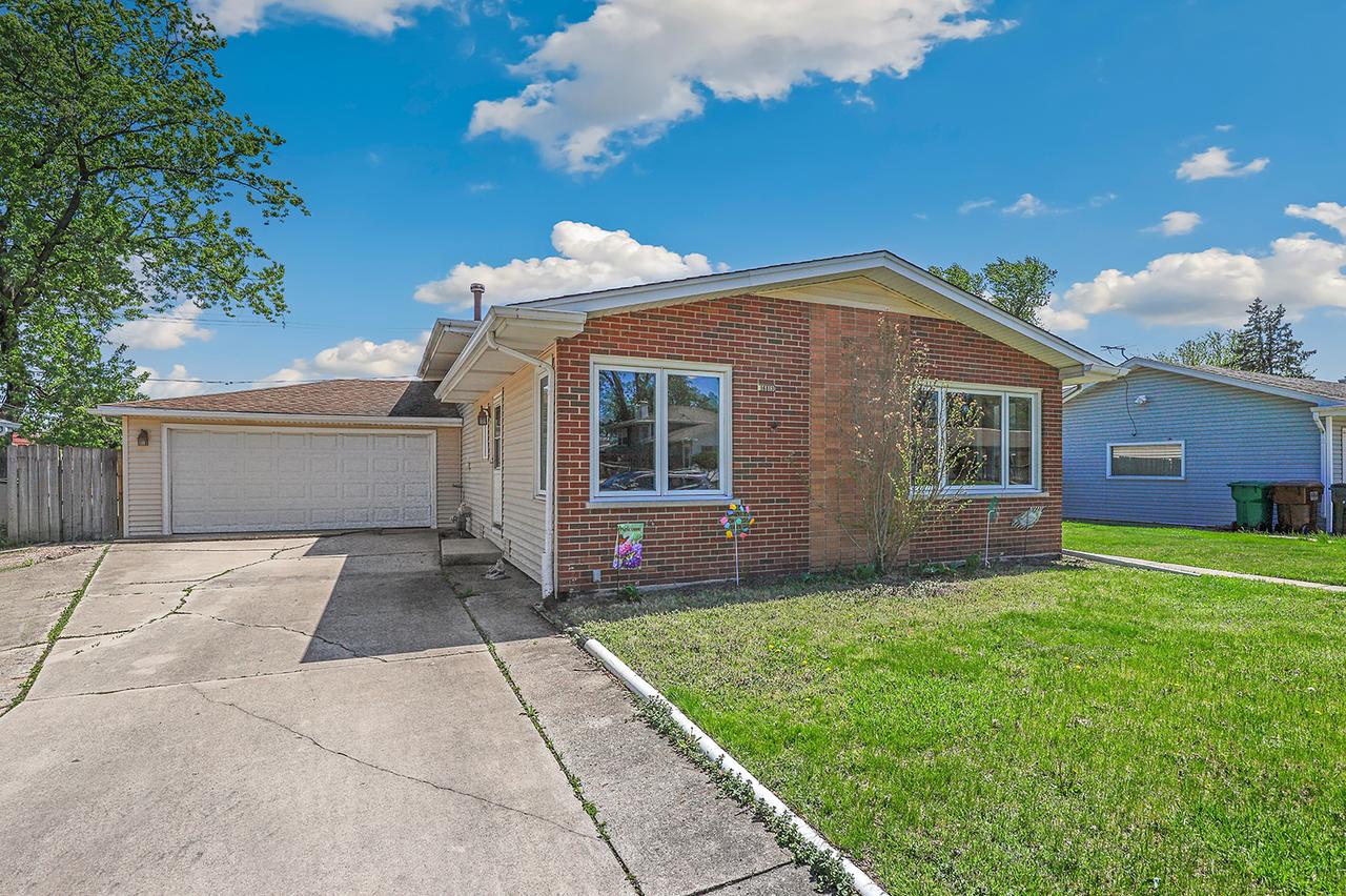 16813 Oconto Ave., Tinley Park, IL 60477