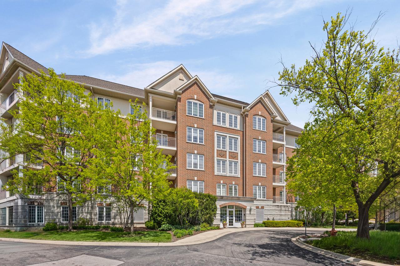 640 Robert York Ave. #303, Deerfield, IL 60015