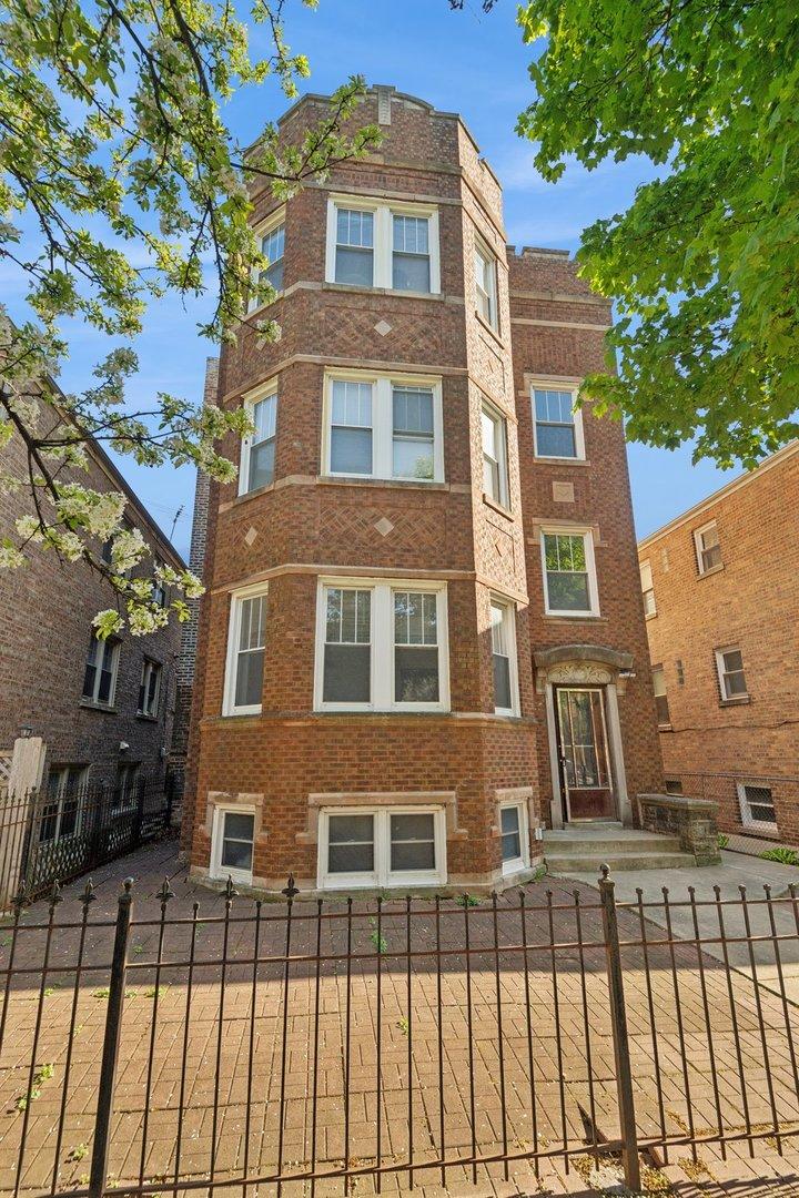 2249 W Arthur Ave., Chicago, IL 60645