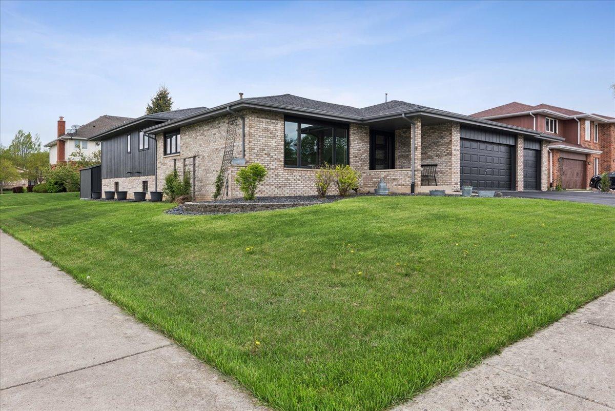 8536 Biltmore Dr., Orland Park, IL 60462