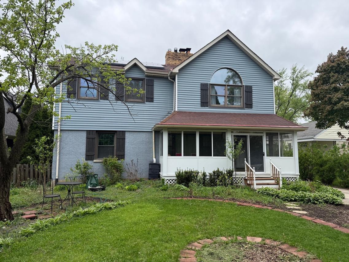 5612 S County Line Rd., Hinsdale, IL 60521