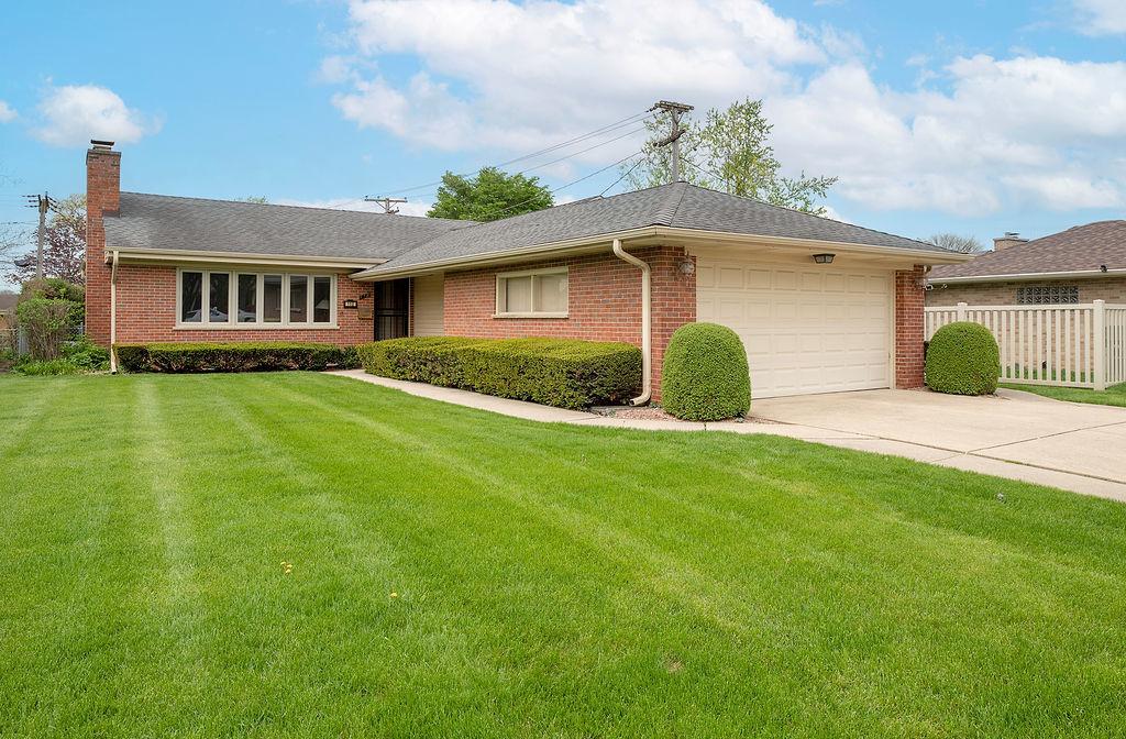 112 S Delphia Ave., Park Ridge, IL 60068