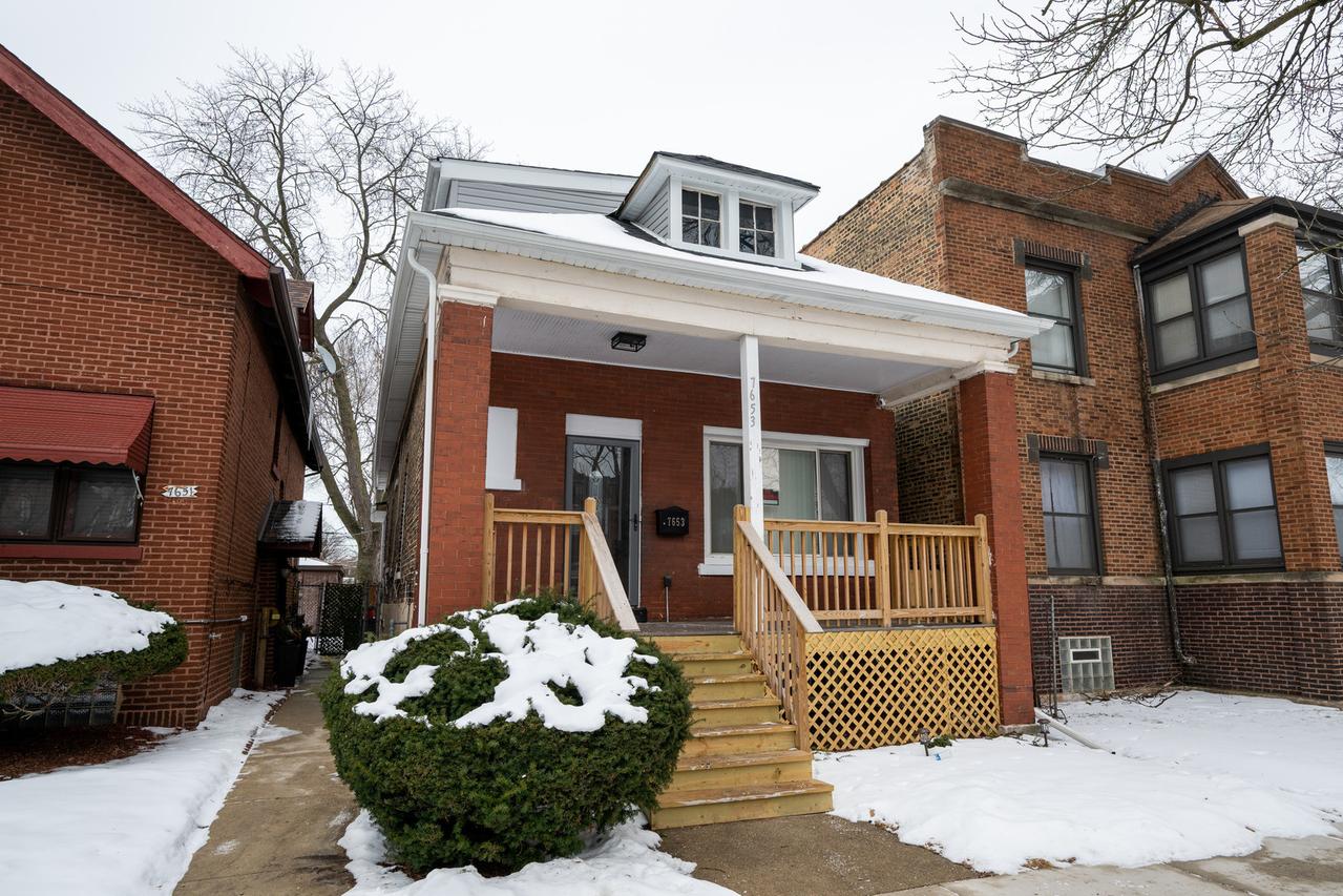7653 S Saint Lawrence Ave., Chicago, IL 60619