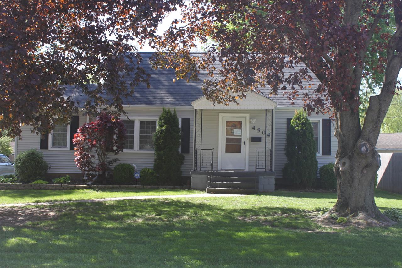4504 26th Ave., Moline, IL 61265