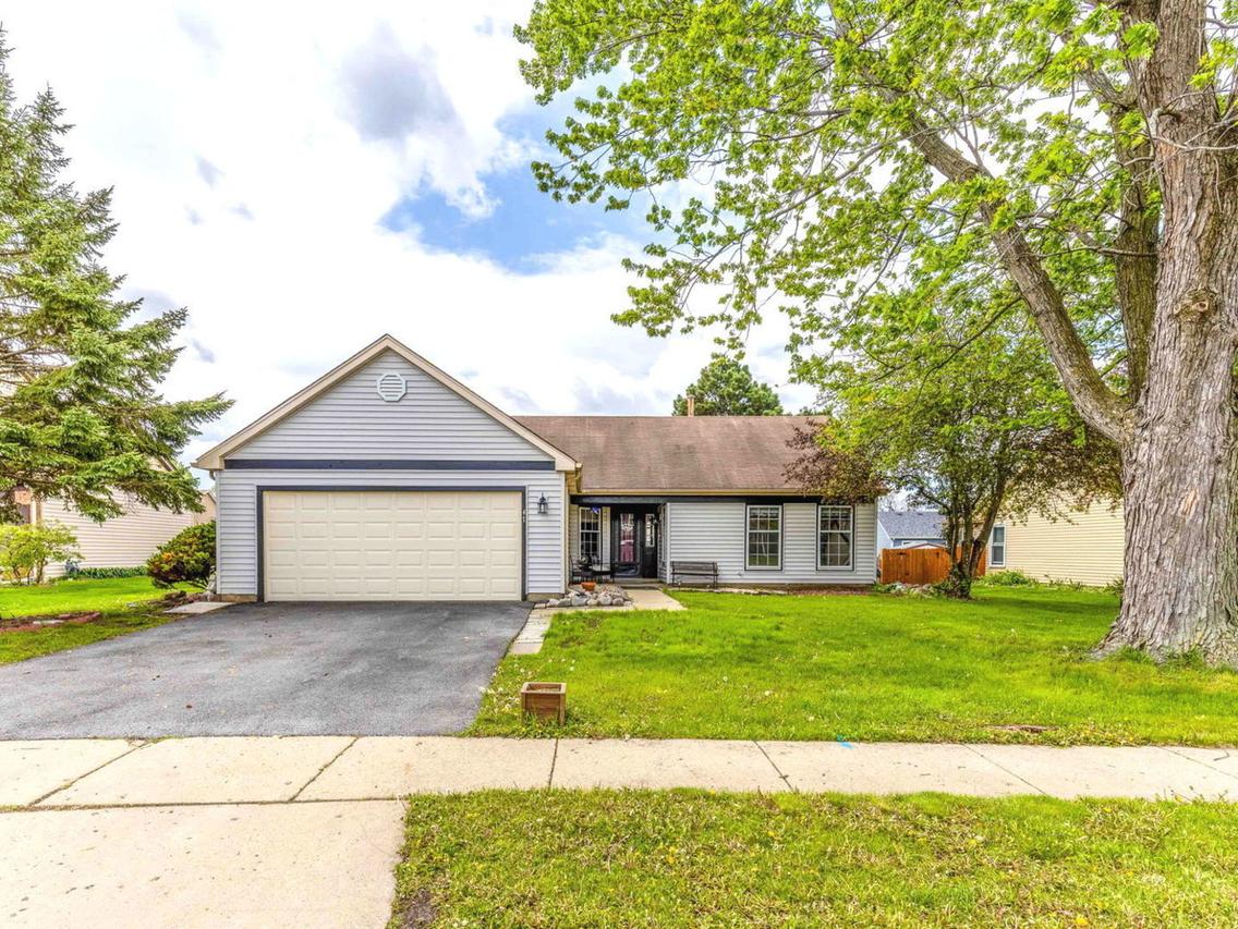 47 Bosworth Dr., Glendale Heights, IL 60139