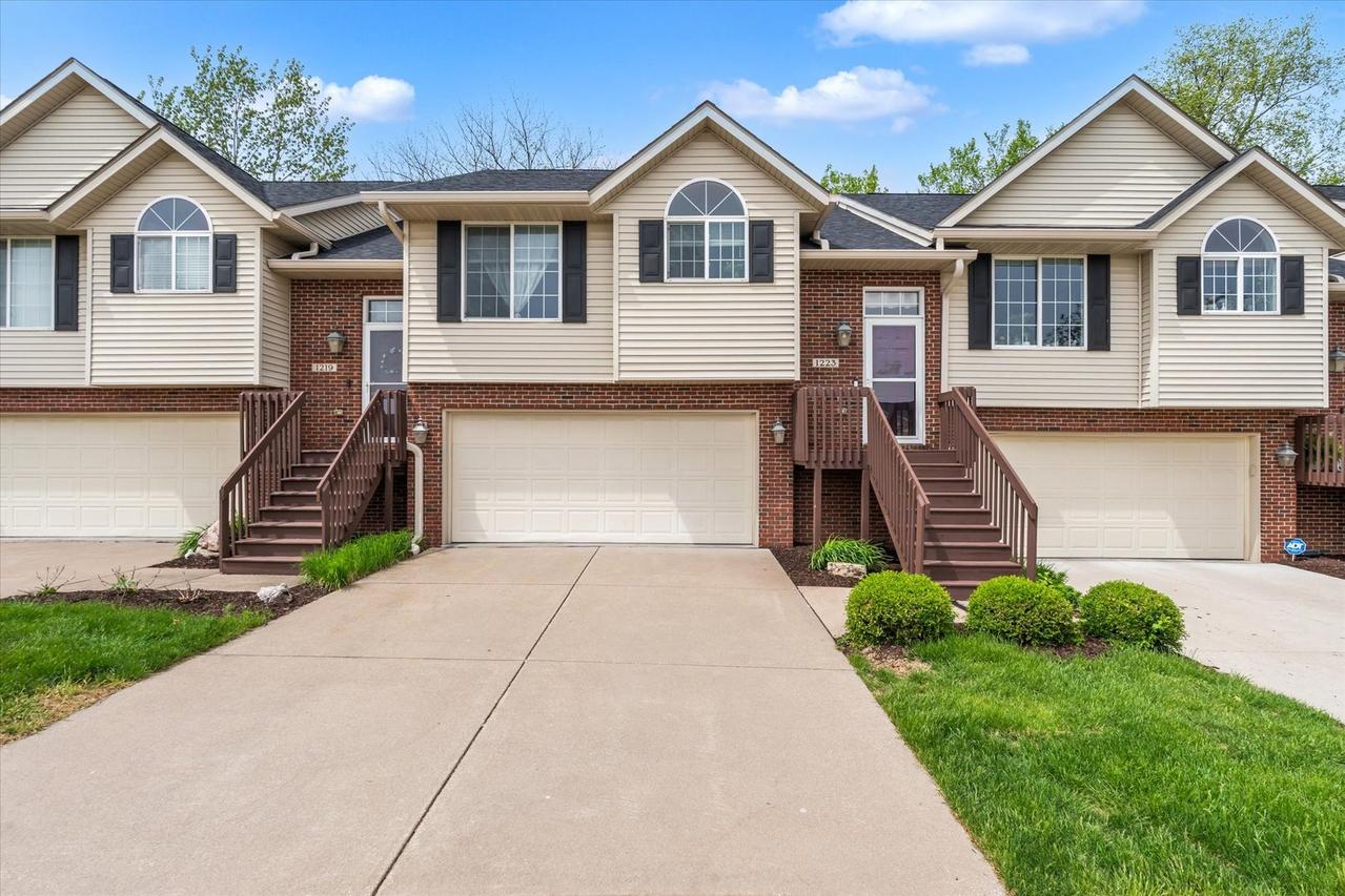 1223 33rd Avenue Cir., Silvis, IL 61282
