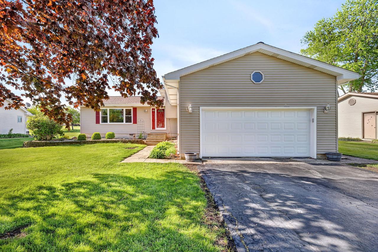 2062 W Garden Dr., Kankakee, IL 60901