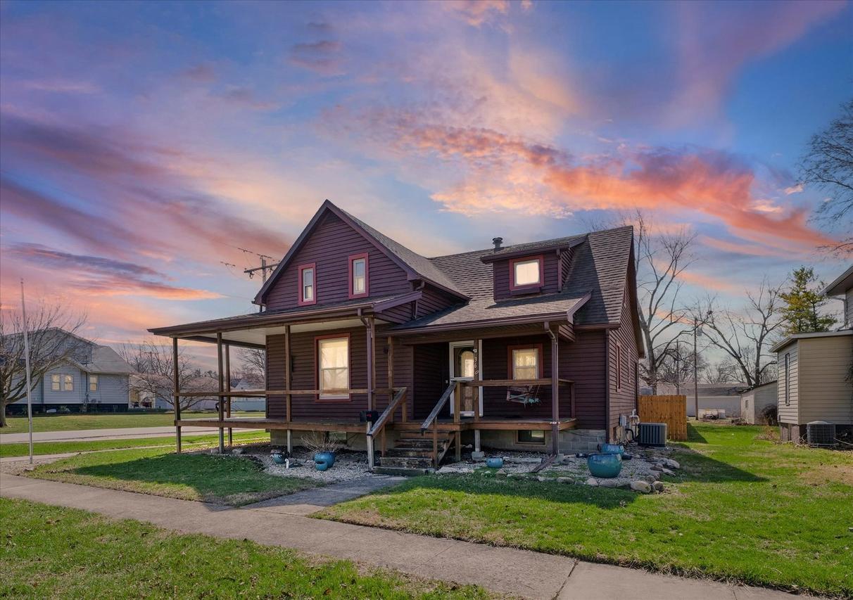 360 E Patton St., Paxton, IL 60957