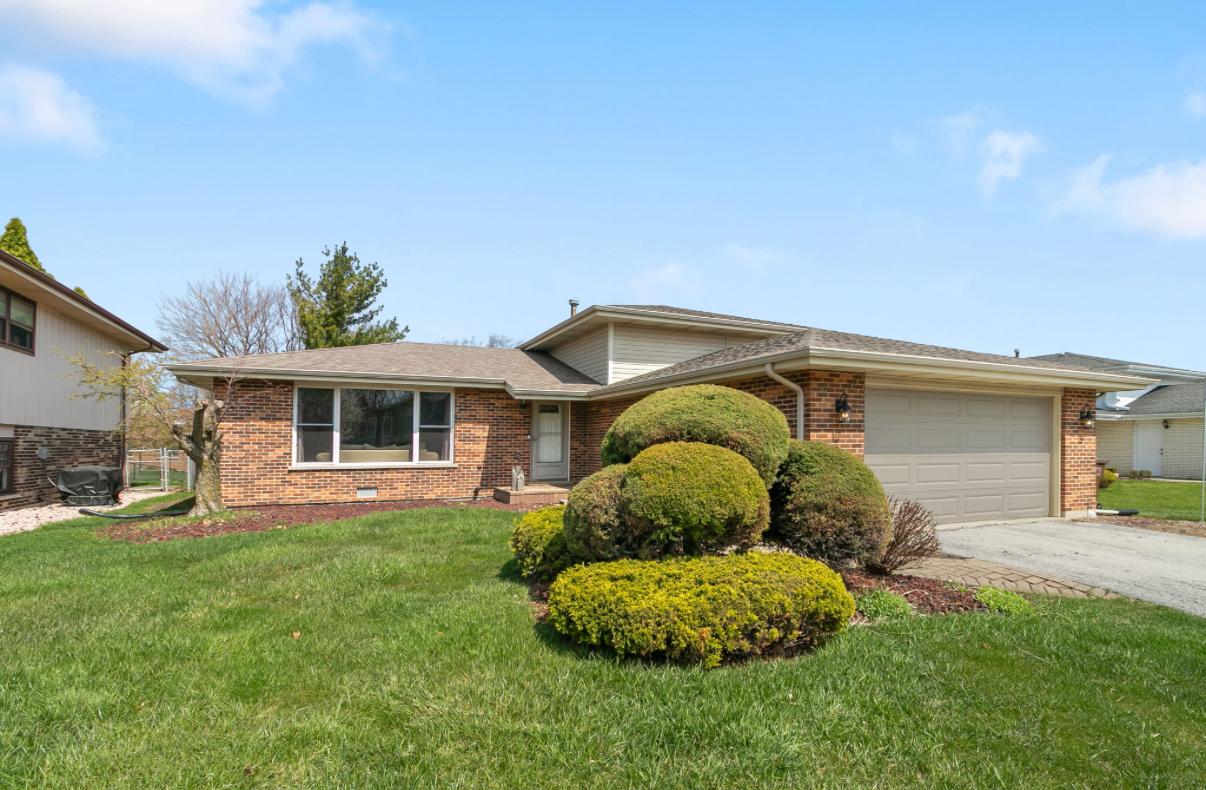 7024 Brementowne Rd., Tinley Park, IL 60477