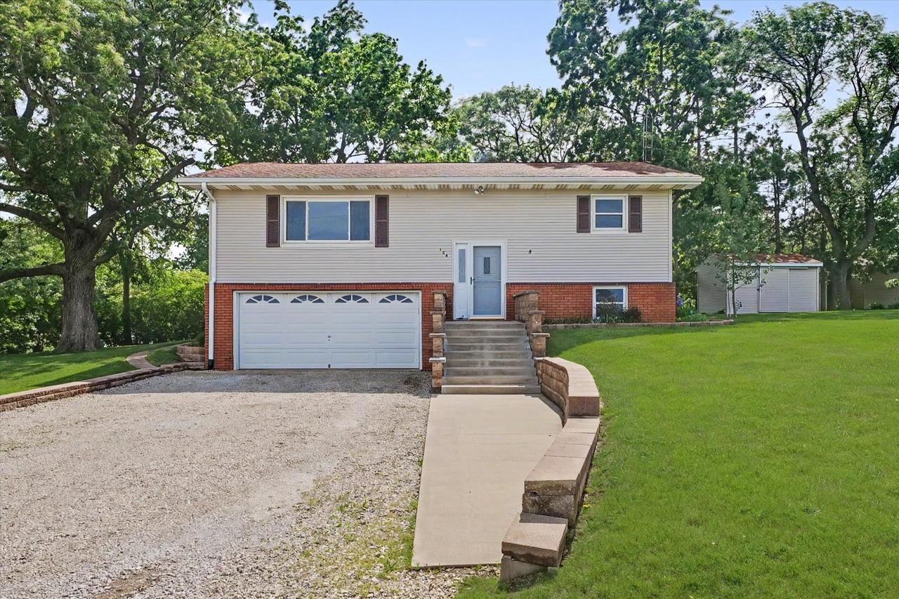 104 Choctaw Tr., Loda, IL 60948
