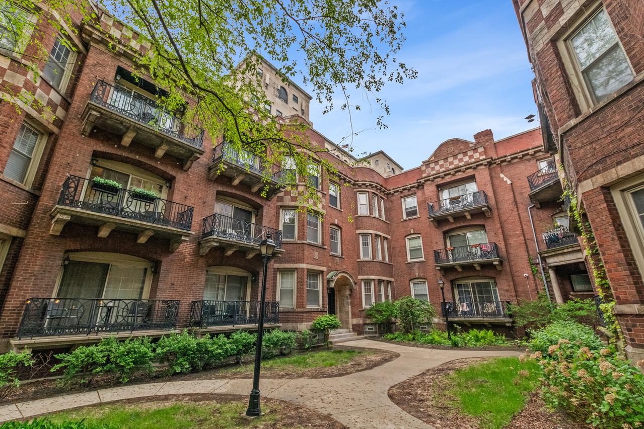 5321 S Harper Ave. #3, Chicago, IL 60615