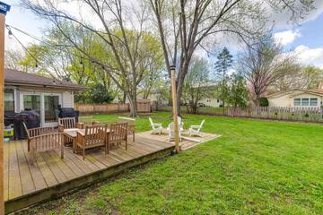 918 Bedford Ln., Libertyville, IL 60048