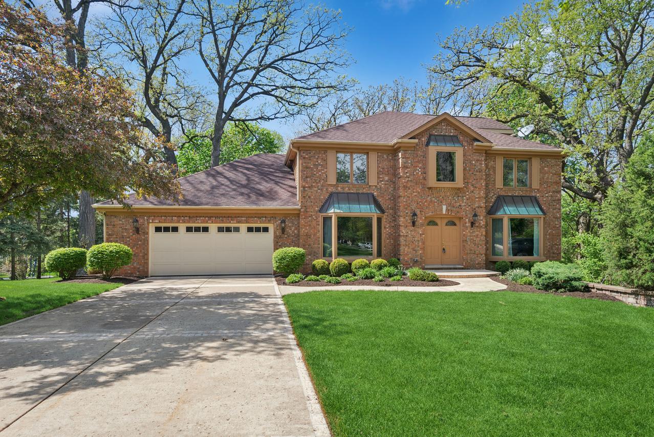 1655 White Pines Ct., Naperville, IL 60563