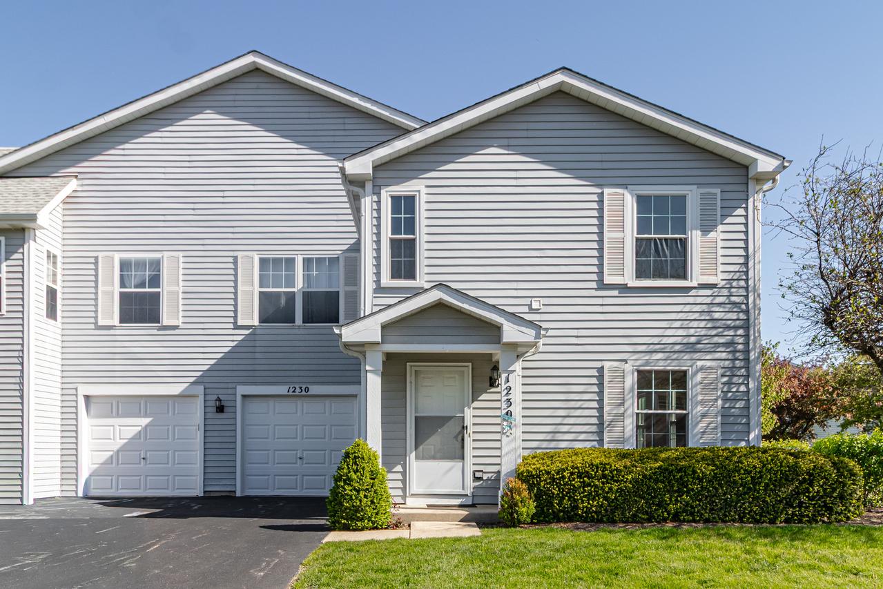 1230 Orleans Dr., Mundelein, IL 60060