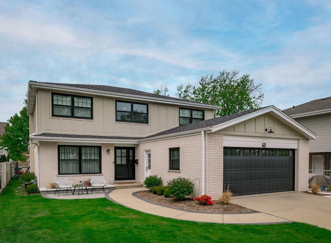 774 S Euclid Ave., Elmhurst, IL 60126