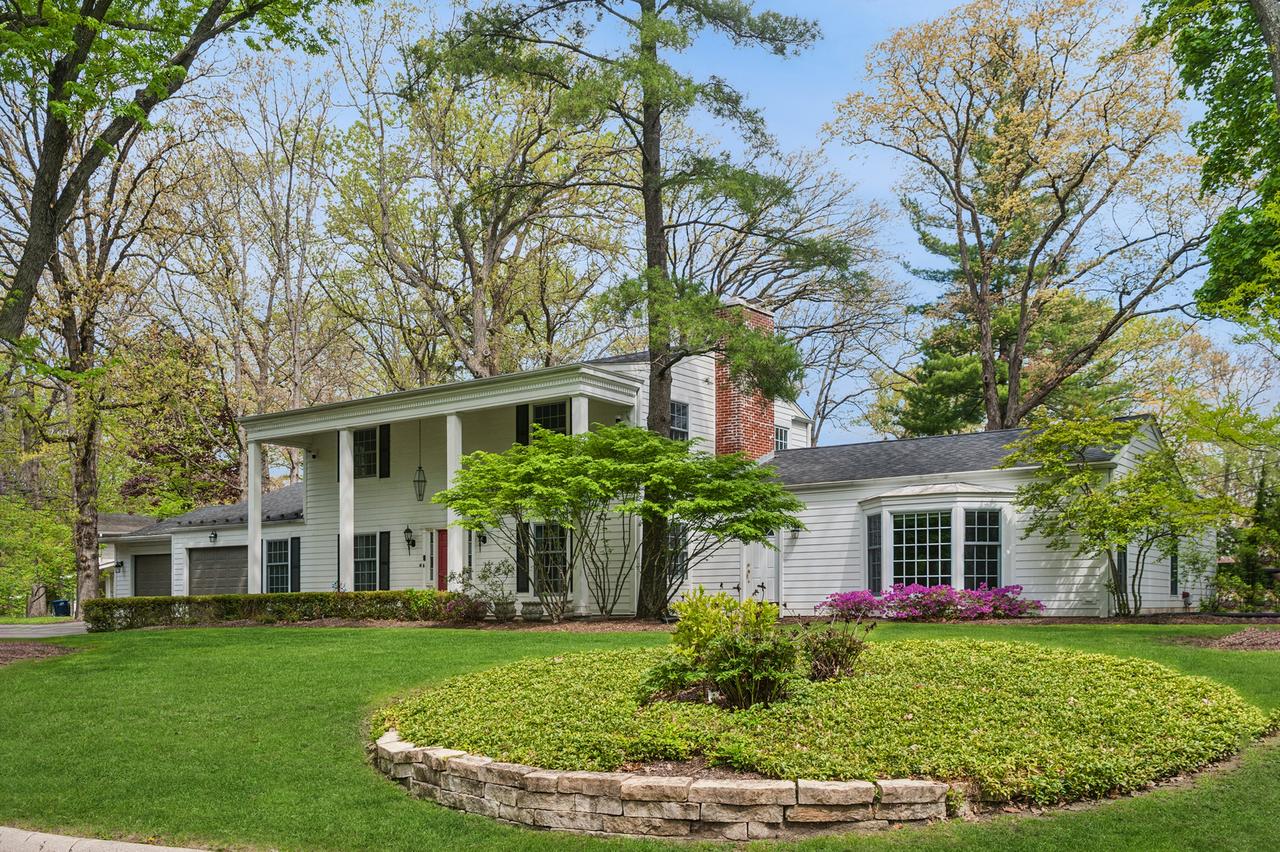 14 Oxford Dr., Lincolnshire, IL 60069