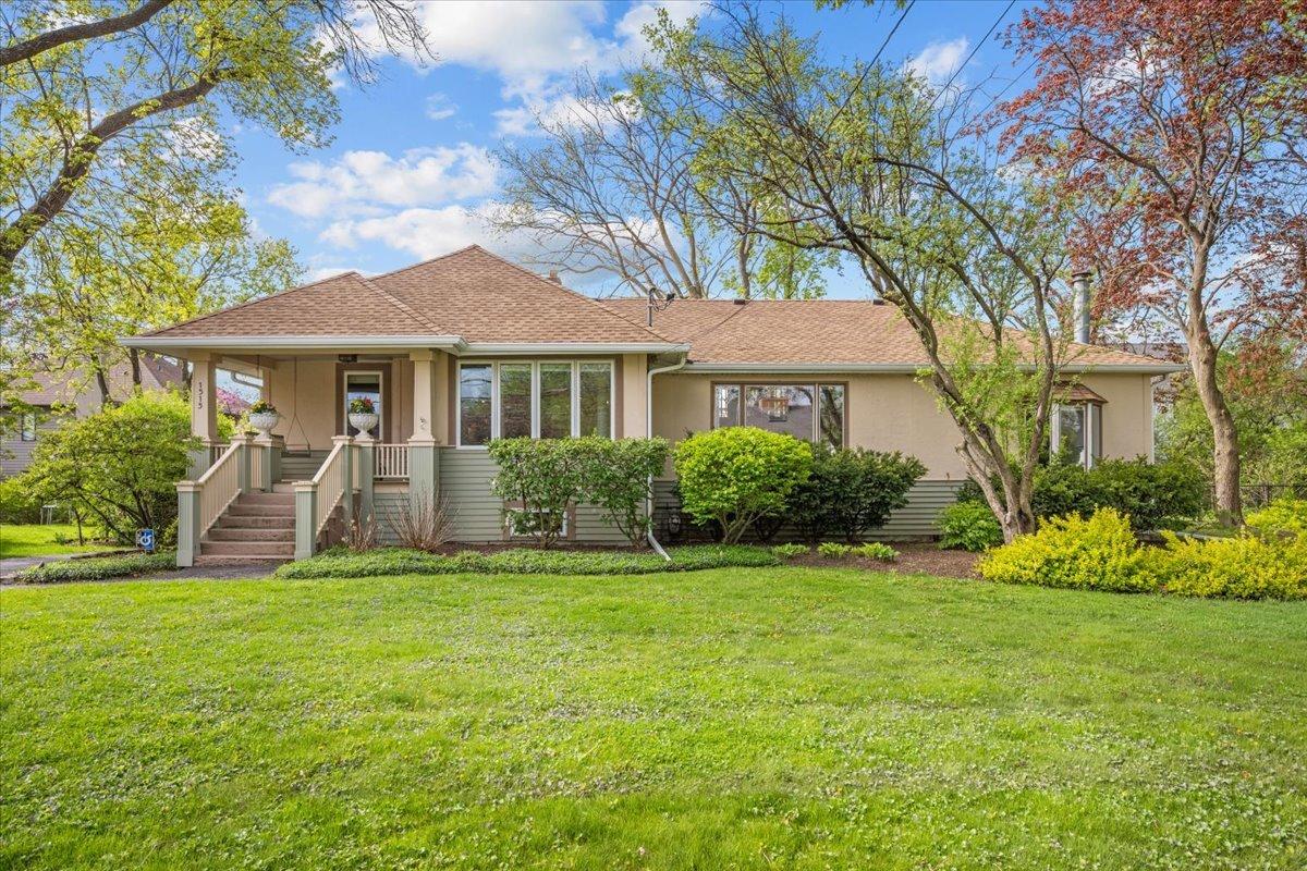 1515 Rosewood Ave., Deerfield, IL 60015