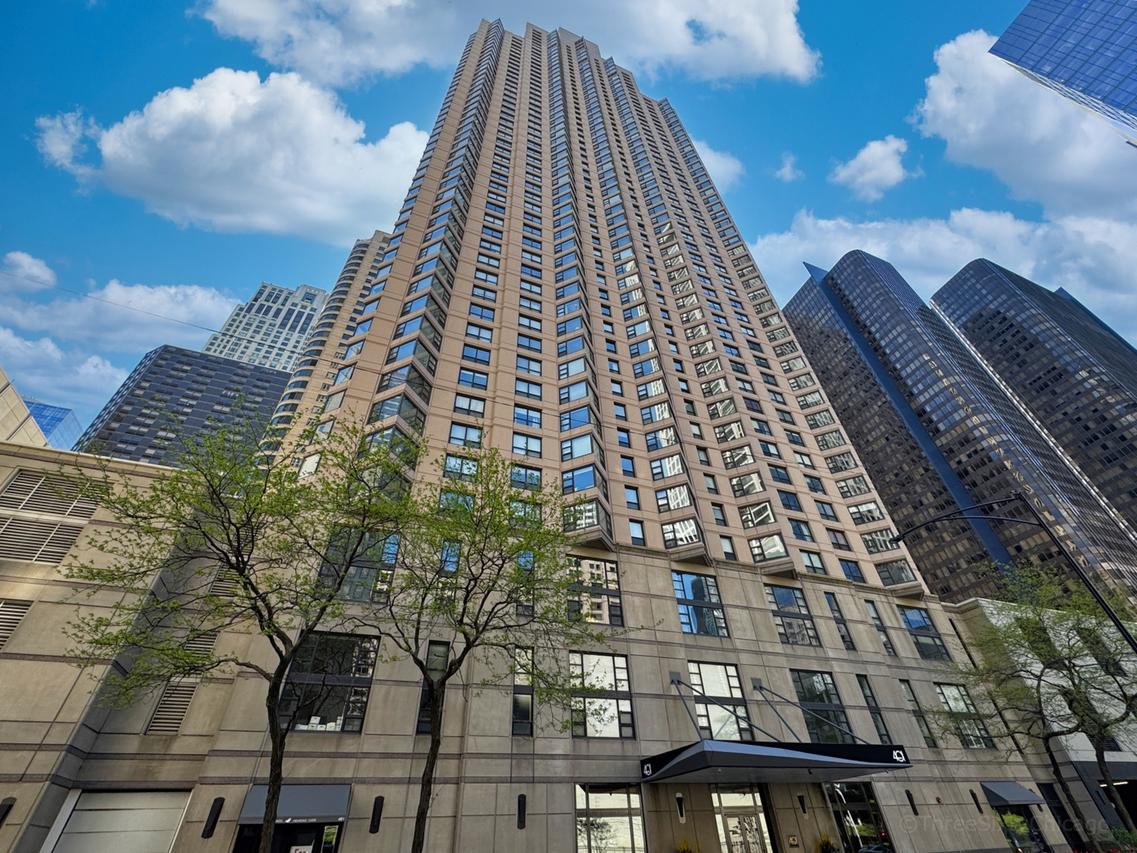 401 E Ontario St. #406, Chicago, IL 60611