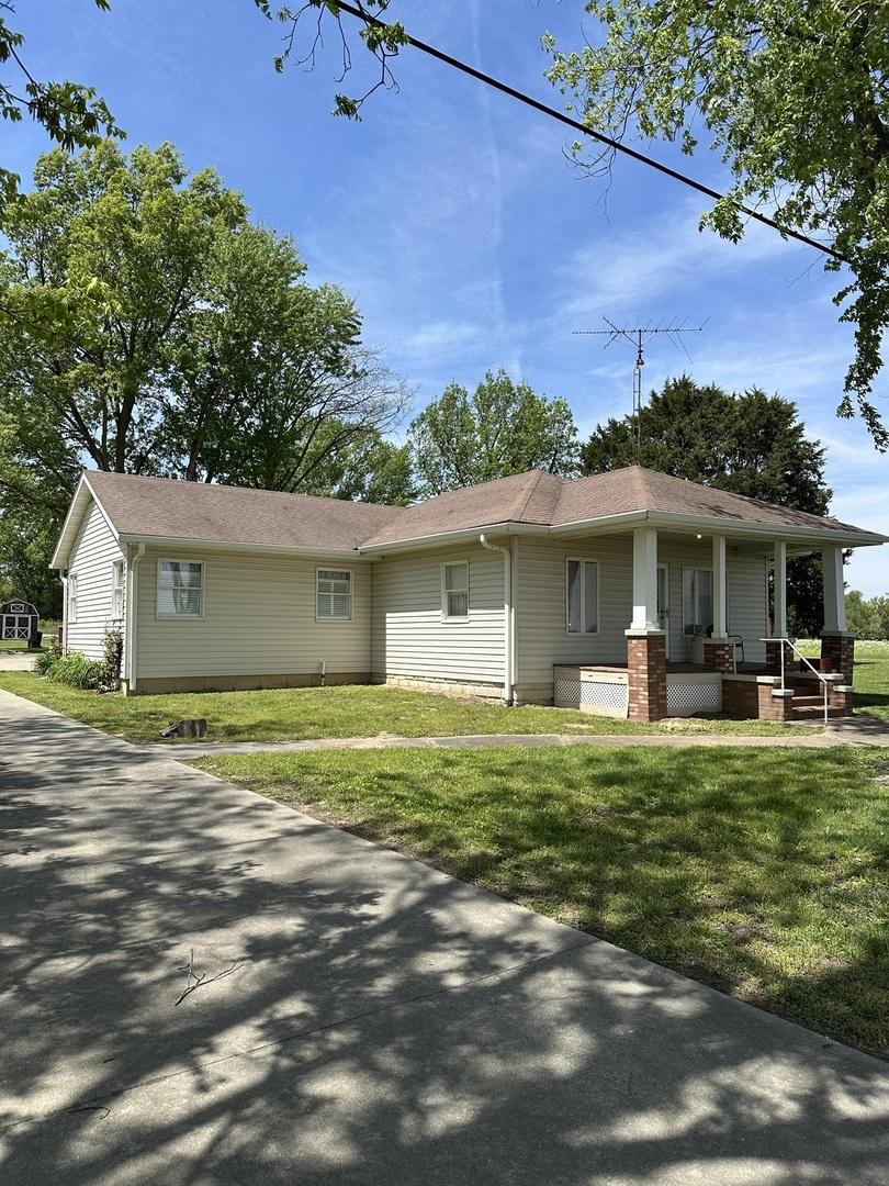 23407 Us Highway 51 Hwy., Elkville, IL 62932