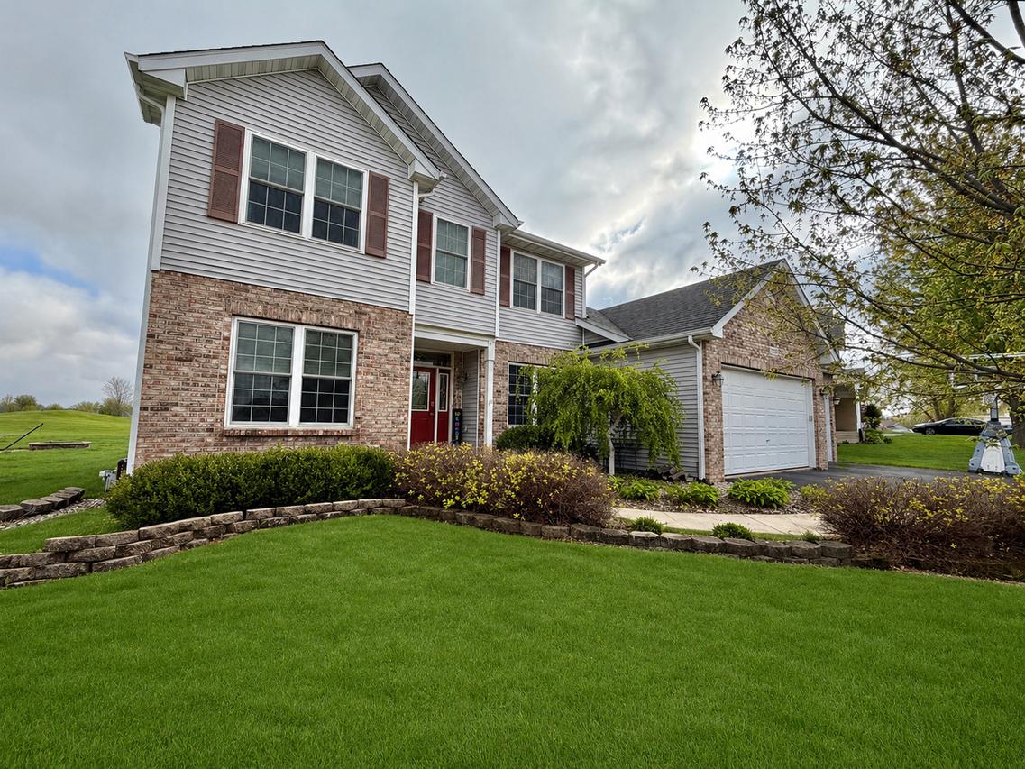 13437 Springhill Dr., Winnebago, IL 61088