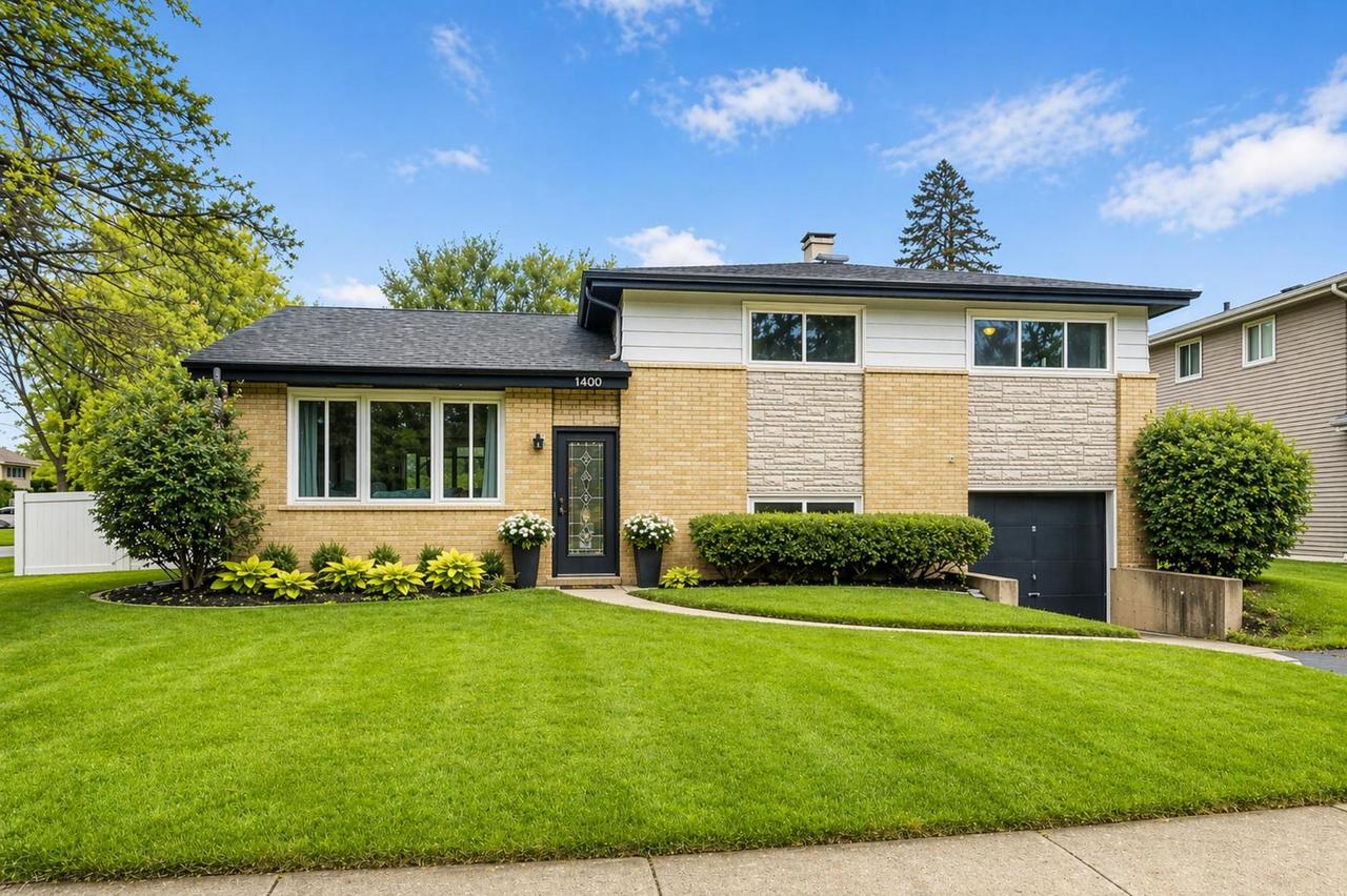 1400 N Lama Ln., Mount Prospect, IL 60056