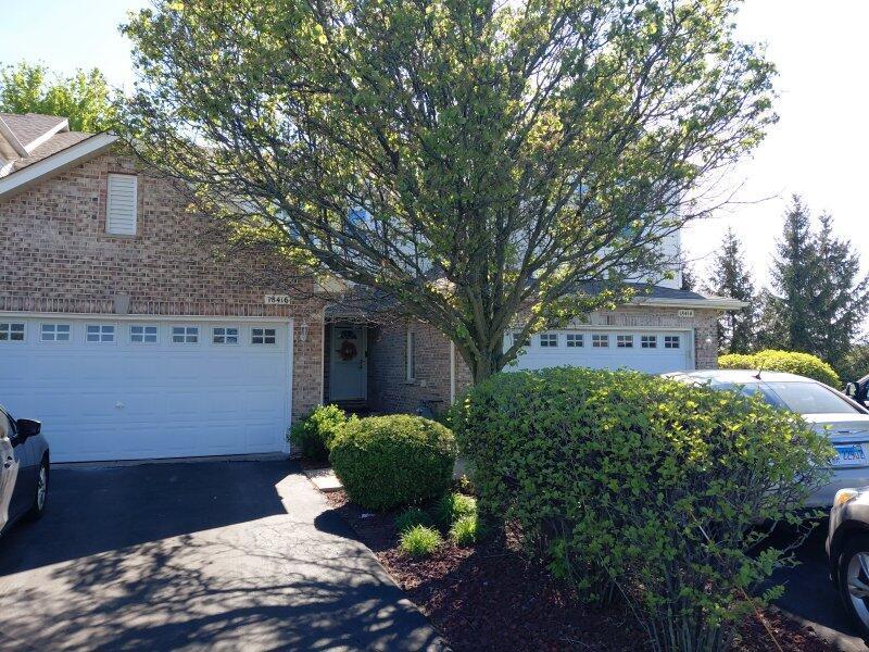 18414 Century Ct. #8R, Tinley Park, IL 60477