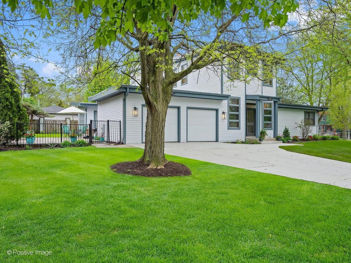 4557 Woodland Ave., Western Springs, IL 60558