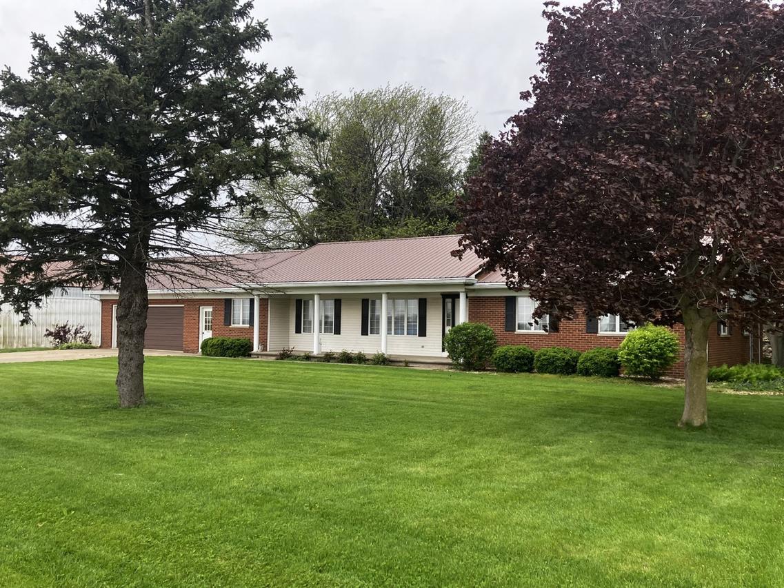 4015 E 1st Rd., Mendota, IL 61342