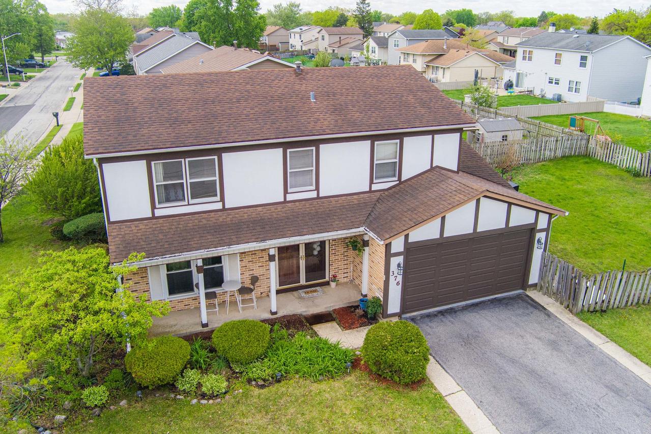 376 Canyon Tr., Carol Stream, IL 60188