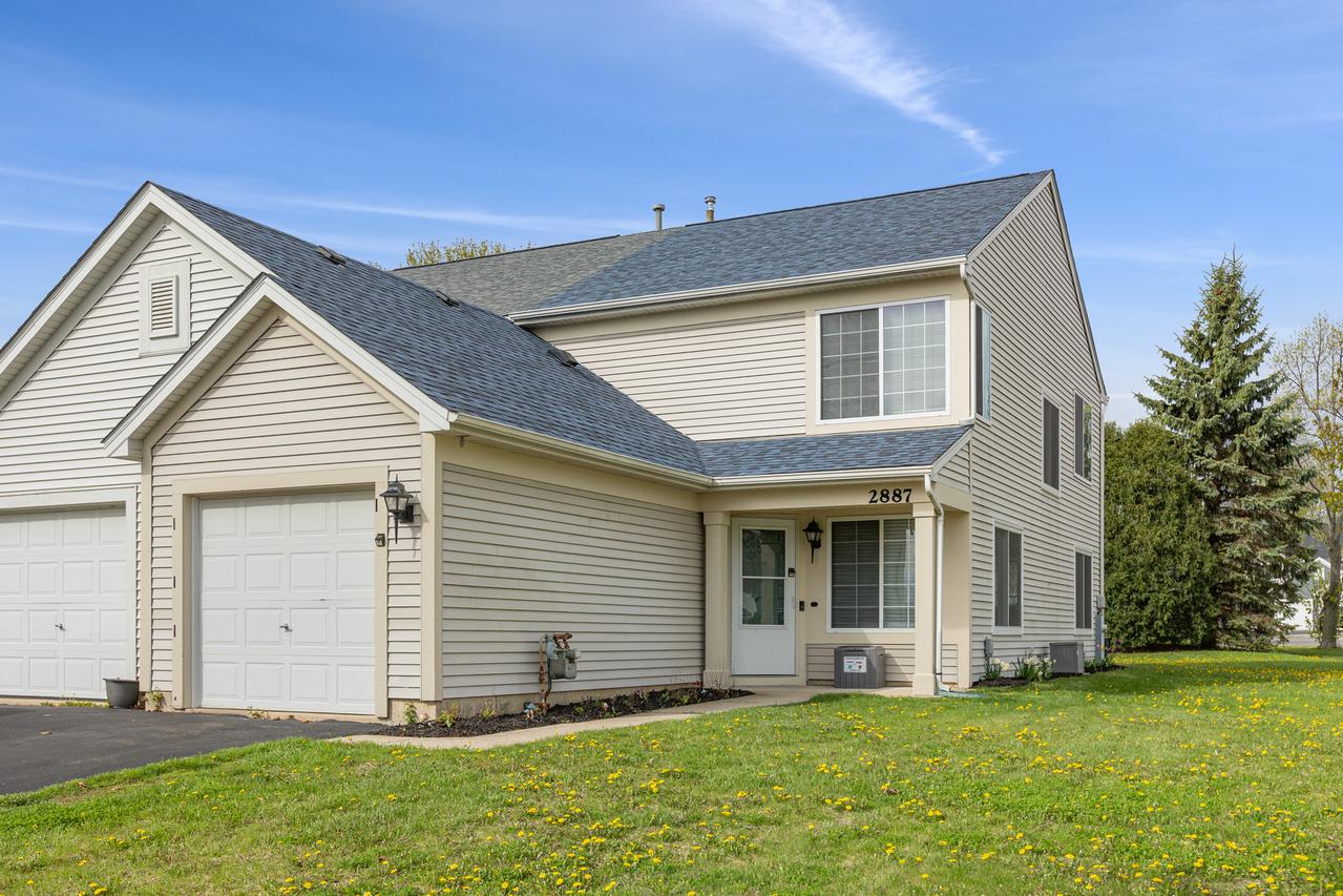 2887 Impressions Dr., Lake In The Hills, IL 60156