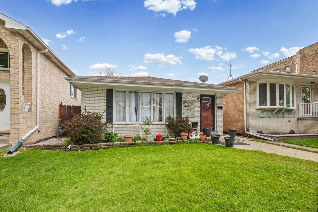 7341 W 55th Pl., Summit, IL 60501