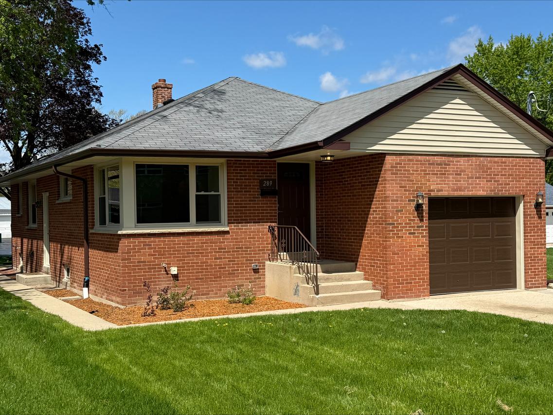 289 Chestnut St., Antioch, IL 60002