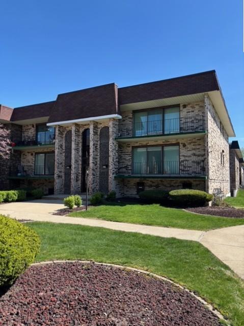 9132 S Pulaski Rd. #2E, Oak Lawn, IL 60453