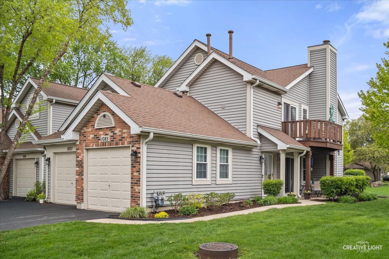 1085 Rockport Dr., Carol Stream, IL 60188