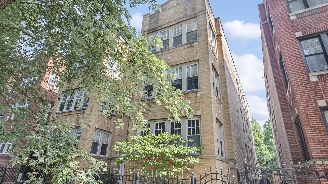 7315 N Honore St. #3, Chicago, IL 60626